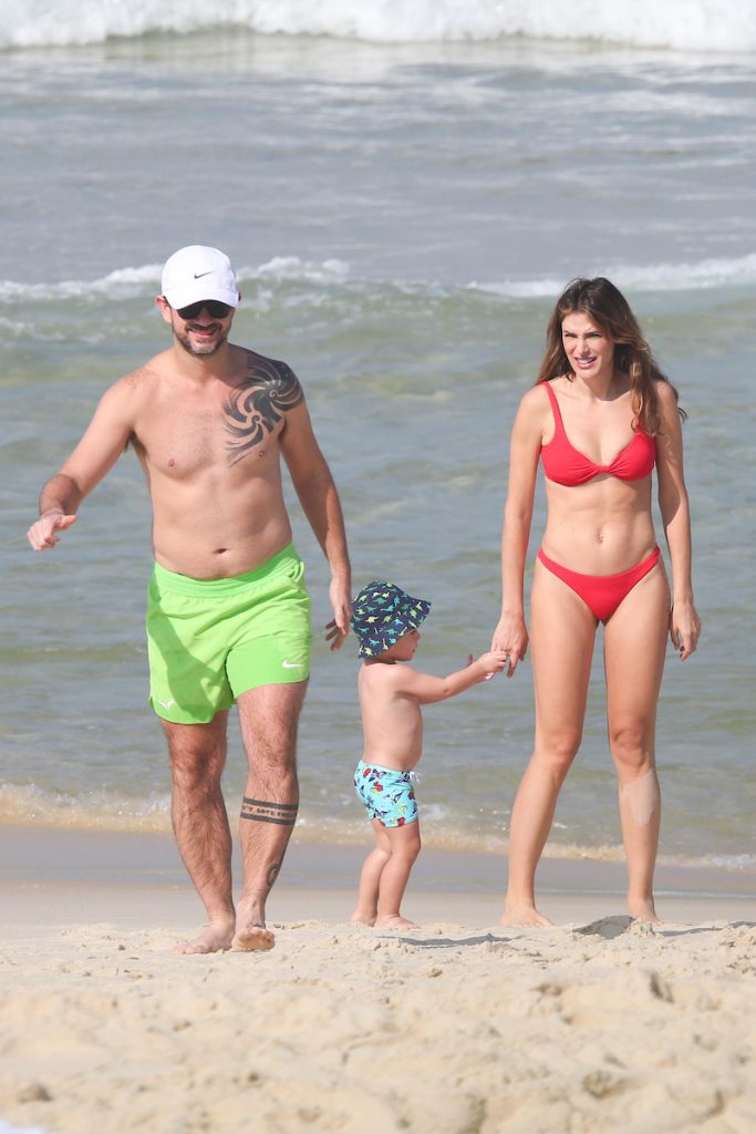 Rafa Brites, Felipe Andreoli e os filhos Rocco e Leon ( Fotos Dilson Silva / AgNews )