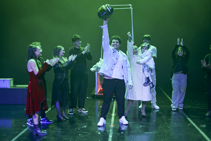 Gabriel Montenegro, Fatima Montenegro, Alice Montenegro, Bea Passos, Duda Reinheimer e equipe ( Fotos Anderson Bordê / Divulgação )