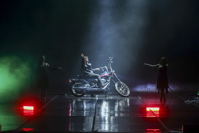 Gabriel Montenegro. Bea Passos e Duda Reinheimer ( Fotos Anderson Bordê / Divulgação )