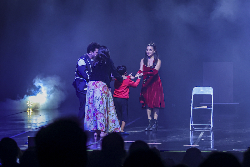 Gabriel Montenegro e Bea Passos ( Fotos Anderson Bordê / Divulgação )