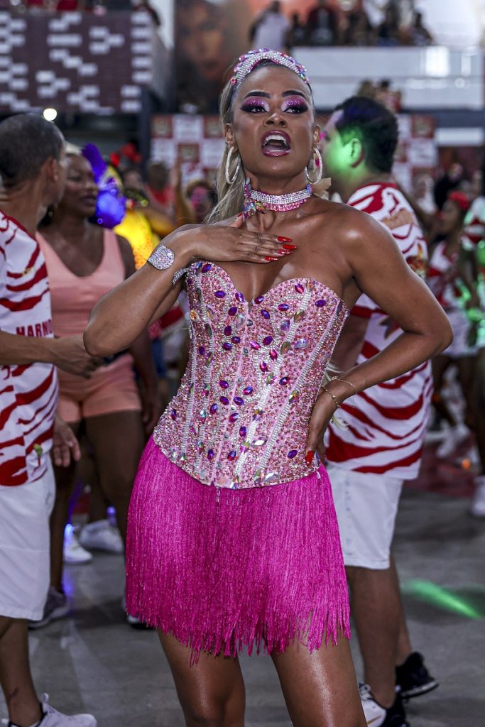 Anny Alves ( Fotos Anderson Bordê / Divulgação )