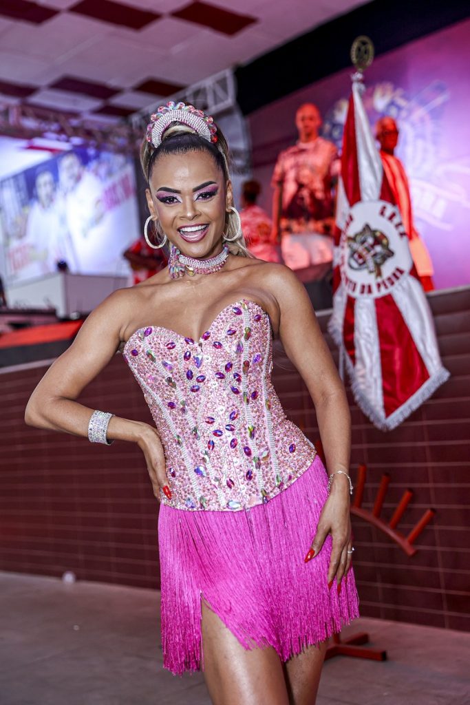 Anny Alves ( Fotos Anderson Bordê / Divulgação )