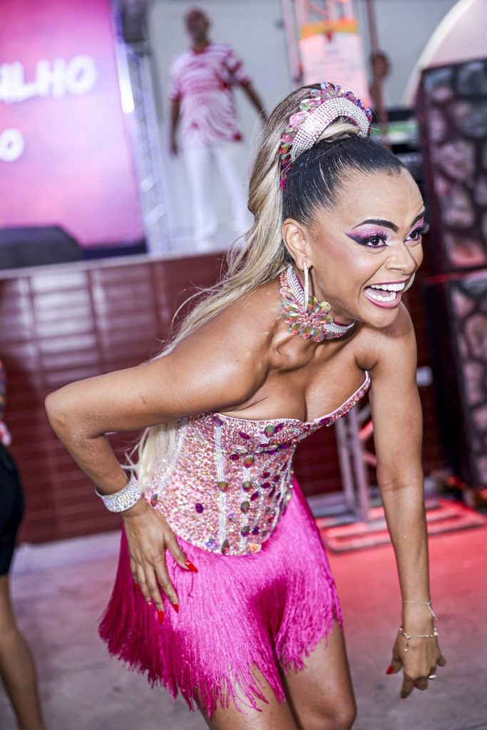 Anny Alves ( Fotos Anderson Bordê / Divulgação )