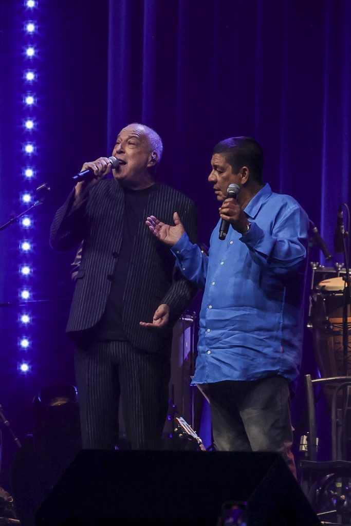 Sombrinha e Zeca Pagodinho ( Fotos Anderson Bordê / AgNews )
