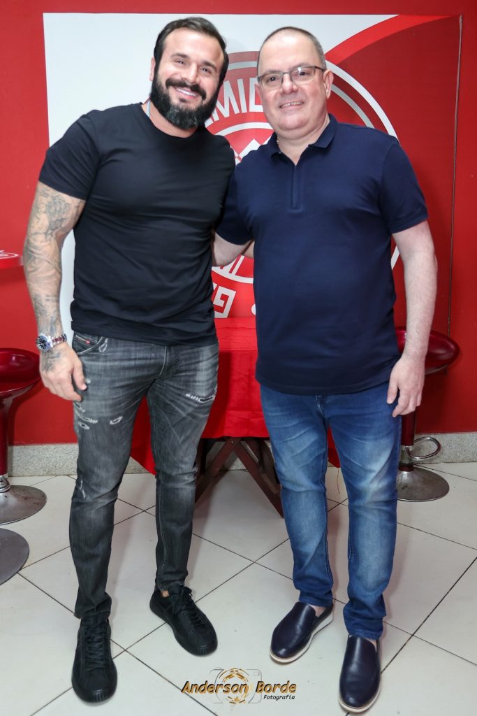 Marcelinho Caliu e André Vaz  ( Fotos Anderson Bordê / Divulgação Salgueiro )